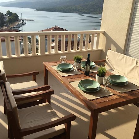 Mediterranean Apartment With Great Sea View مارينا المظهر الخارجي الصورة